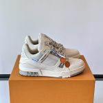 Louis Vuitton Sneakers Color