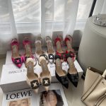 Manolo Blahnik Sandals Satin Elegant Style Spring Early