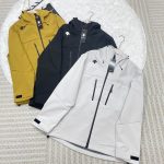 Descente Jacket Red Functional Outdoor
