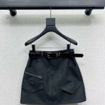 Prada Ruler