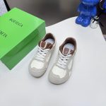 Bottega Veneta Sneakers Red Sheepskin Suede Suitable For All Seasons Stylish And Simple Summer