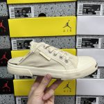 Balenciaga Ruler