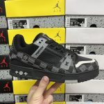 Louis Vuitton Sneakers Ash