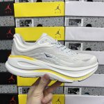 Hoka Oneone Ruler