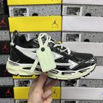 Off-White Ruler Green