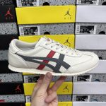Asics Sneakers