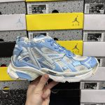 Balenciaga Casual Shoes Color