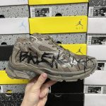 Balenciaga Casual Shoes Color