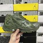Balenciaga Casual Shoes Color