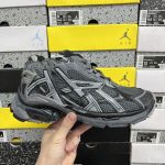 Balenciaga Casual Shoes Color