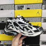 Balenciaga Casual Shoes Color