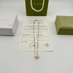 Van Cleef & Arpels Necklace Red Lace
