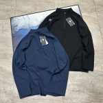 Descente Long-Sleeved Red Quick-Drying Fabric Twill