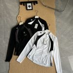 Descente Jacket Red Polyester Fiber Quick-Drying Running Youthful Energy Lightweight And Breathable Slim Fit