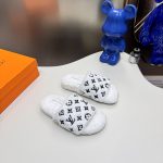 Louis Vuitton Slippers White Wool Autumn Winter