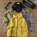 Descente Jacket Red Fleece Running Rock Climbing Outdoor Curved Cut Zippered Pocket