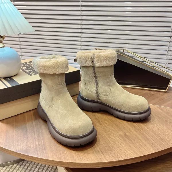Ugg Suede Dr. Martens Boots For Autumn