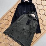 Lululemon Jacket Red Polyester Fiber Jacquard Soft And Smooth Running Light Business Zippered Pocket