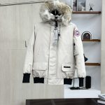 Canada Goose Jacket Red Cotton Feather Down Duck Polyester Nylon Fiber Fleece Embroidery