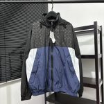 Coach Coat Green Mesh Lightweight And Comfortable To Wear