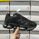 New Balance Ruler Black