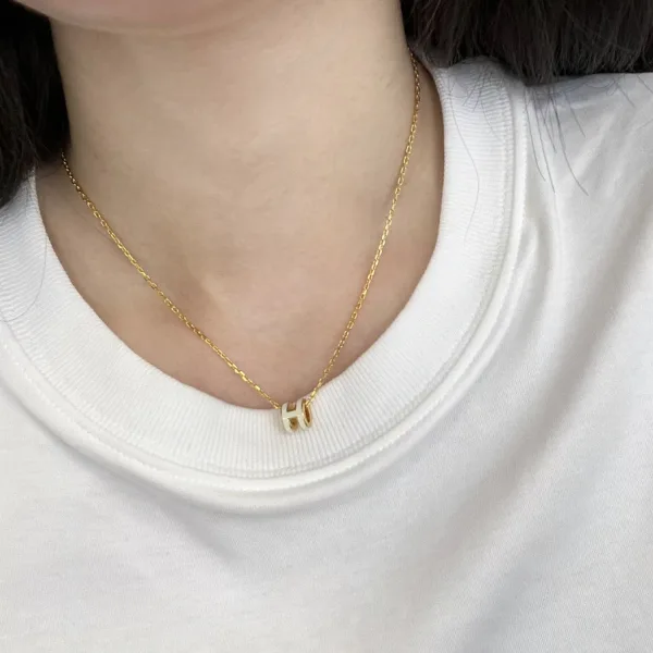 Hermes Necklace Red Lace Sophistication
