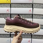 Hoka Oneone Sneakers