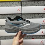 Saucony Ruler