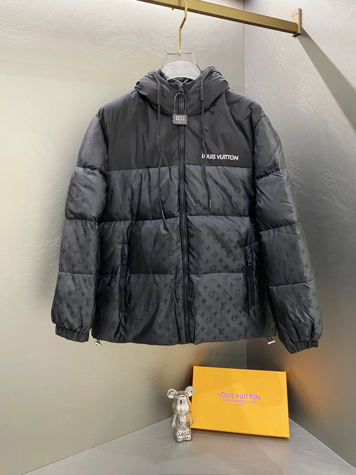 Louis Vuitton Down Jacket Red Duck Jacquard Winter