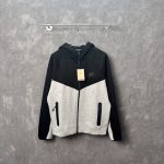 Nike Outerwear Red Cotton Fleece Autumn Winter And