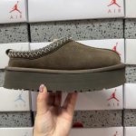 Ugg Ruler Color