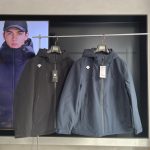 Descente Jeans Red Duck Down Easy To Match Simple And Elegant Daily Commute Outdoor Functionality Windproof Winter Cold-Resistant Fabric