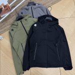 Descente Jacket Red Fleece Sports And Leisure 3D Stitching