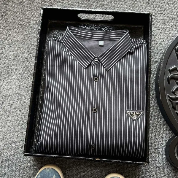 Prada Long-Sleeved Shirt Red Fleece Soft Business
