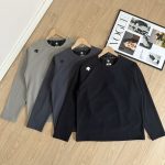 Descente Long-Sleeved T-Shirt Black Fleece Minimalist Style Daily Commute